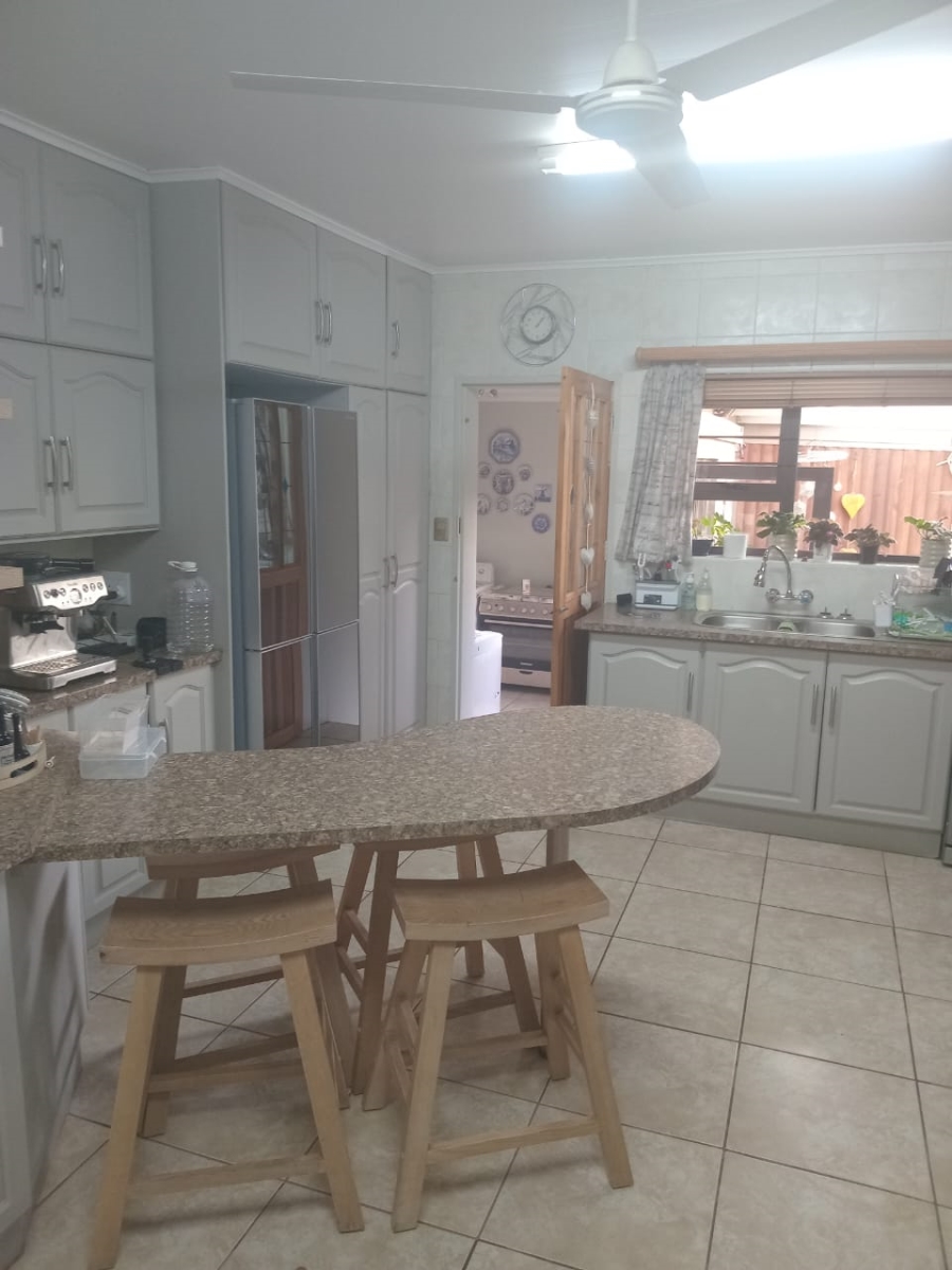 4 Bedroom Property for Sale in Vaalpark Free State